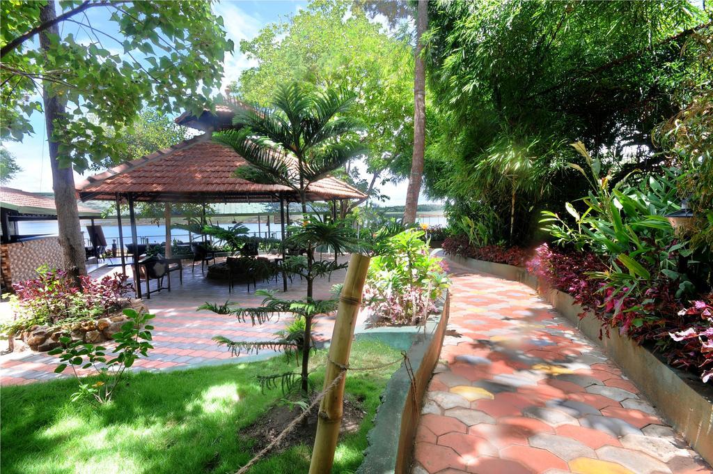 Coorg Jungle Camp Resort Suntikoppa Exterior foto
